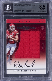 2017 Panini Preferred "Silhouettes" #78 Patrick Mahomes II Signed Jersey Rookie Card (#01/99) - BGS NM-MT+ 8.5/BGS 10